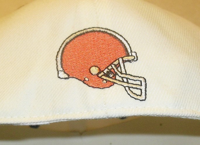 Cleveland Browns All White American Needle VIntage 90s Fitted hat sz. 7 1/4 New Nfl