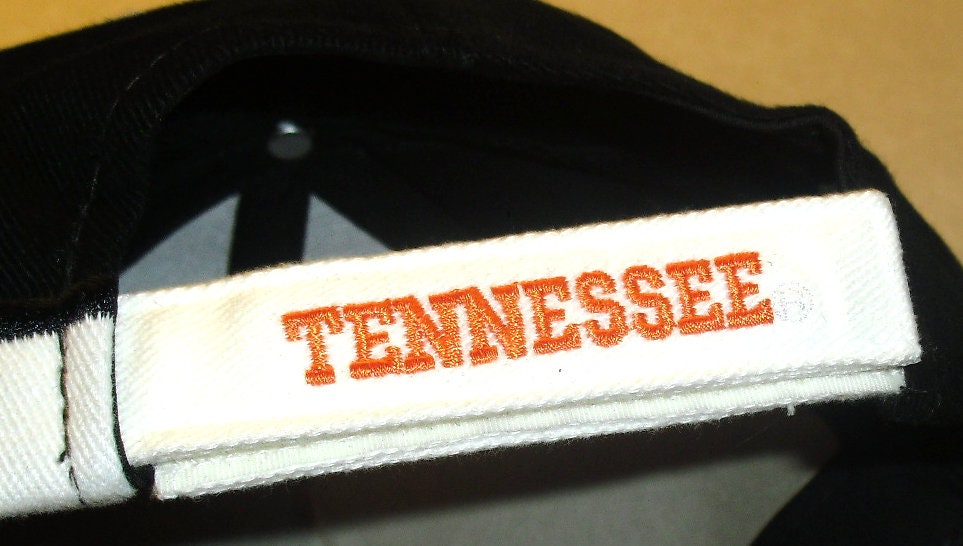 Tennessee Volunteers Vols 90s Vintage Mens Black Strapback hat cap New Ncaa