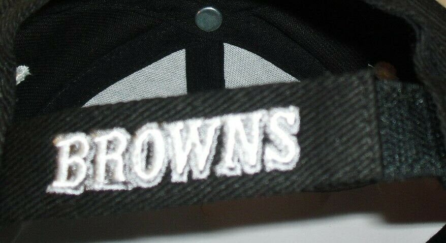 Cleveland Browns Black vintage 90s adjustable Strapback hat Nfl New