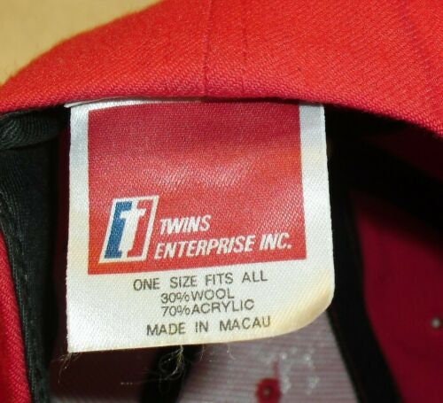 Tampa Bay Buccaneers Vintage Snapback hat 90s New tags NFL Warren Sapp Years