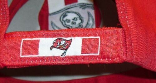 Tampa Bay Buccaneers vintage 90s adjustable strapback hat Nfl Tom Brady