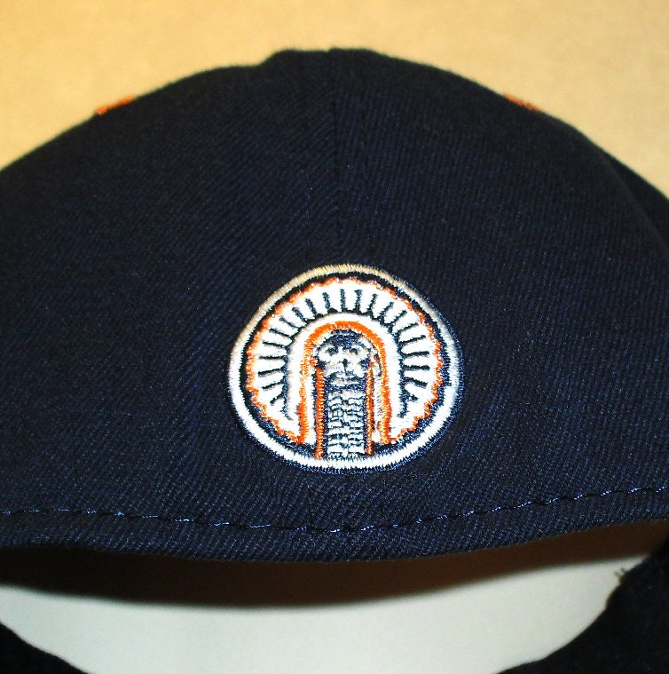 Illinois Fighting Illini Top of the World Mens Stretch Fit One Fit hat New Ncaa