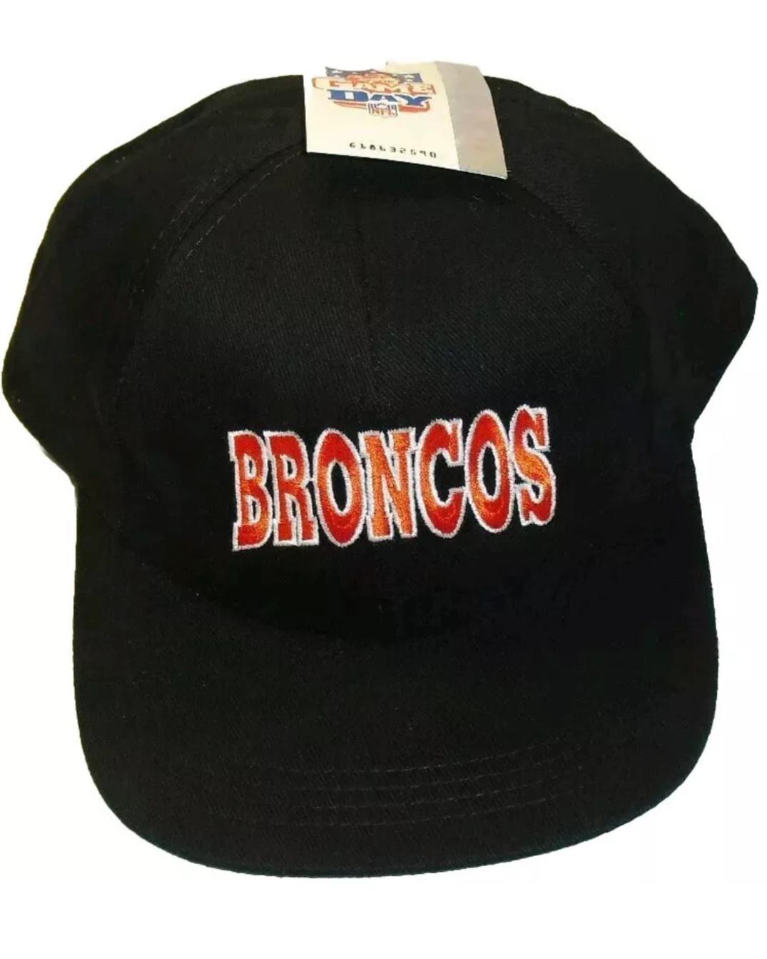 Denver Broncos All Black Original Vintage 90s Snapback hat New Nfl