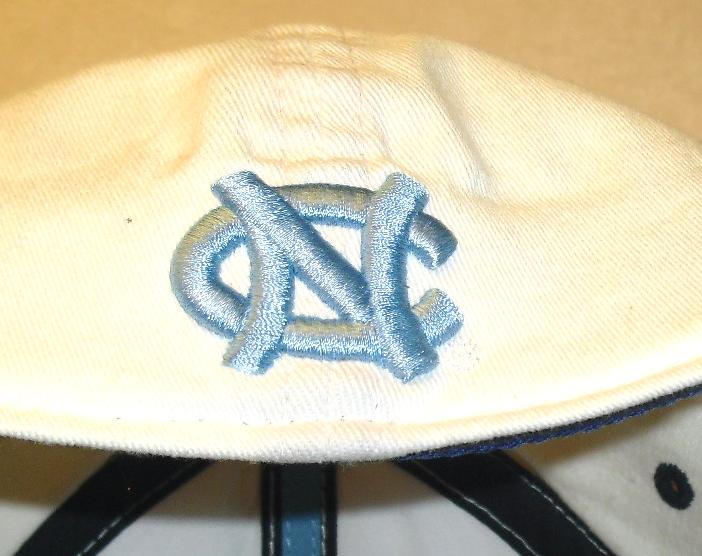 North Carolina Tar heels Mens White Stretch Fit Hat Cap sz. Large/XL New Ncaa