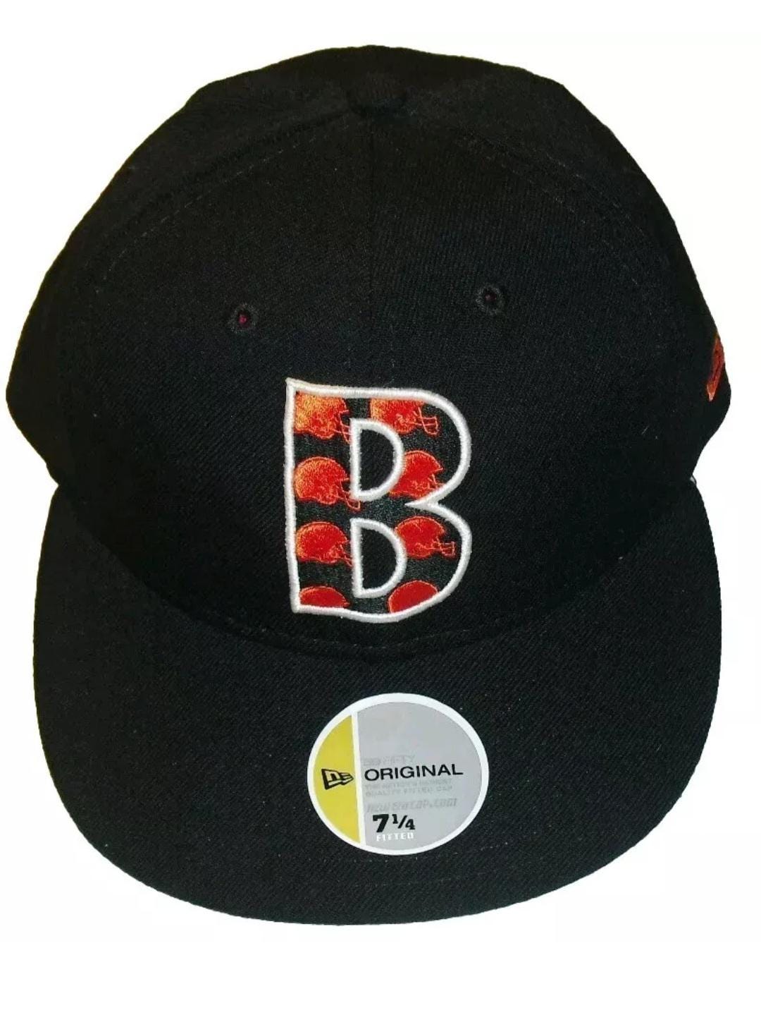 Cleveland Browns Vintage Black New Era Fitted Hat 90s sz. 7 1/4 Helmets in Logo New Bernie Kosar Byner Mack Metcalf Years NFL