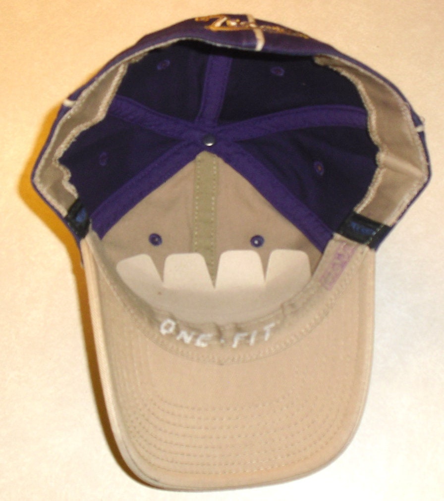 LSU Tigers Mens Stretch Fit hat cap One Fit Tan Purple New Ncaa