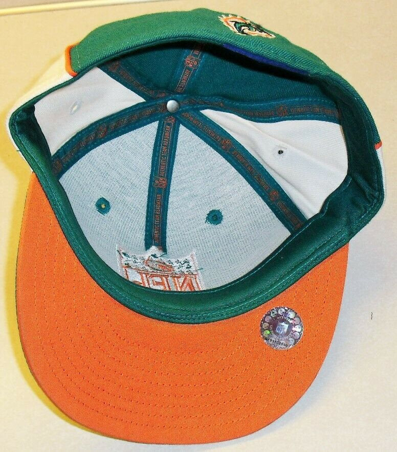 Miami Dolphins NFL shield logo Reebok Fitted Hat sz. 7 NFL New