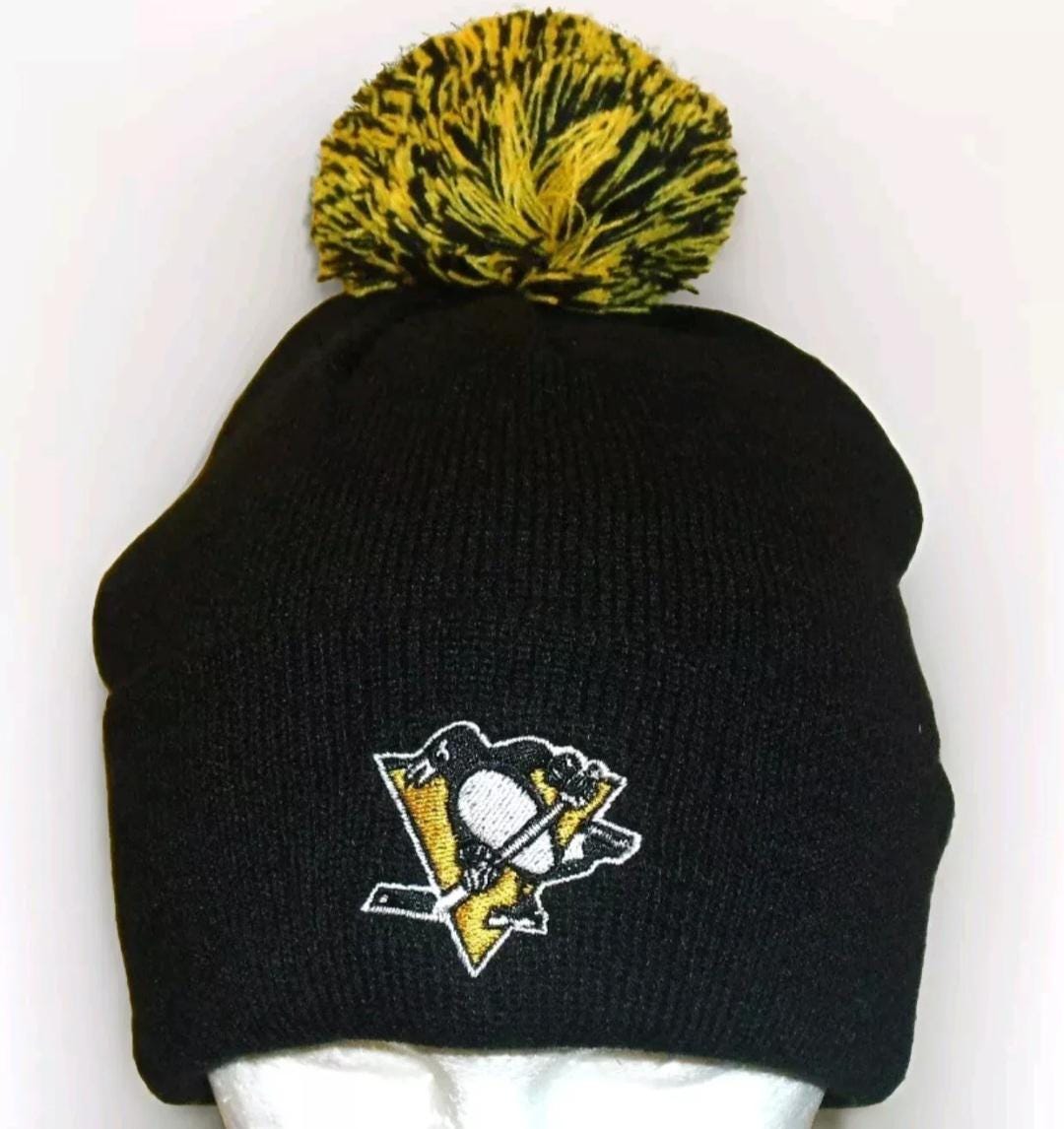 Pittsburgh Penguins Black Zephyr Mens Cuffed Pom Beanie Winter Hat Cap New Nhl