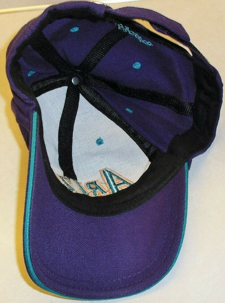 Arizona Diamondbacks Vintage 90s Adjustable Purple Strapback hat New Mlb