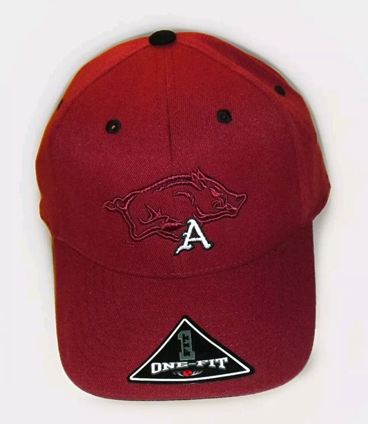 Arkansas Razorbacks University Mens One Fit Stretch Fit hat cap New Ncaa