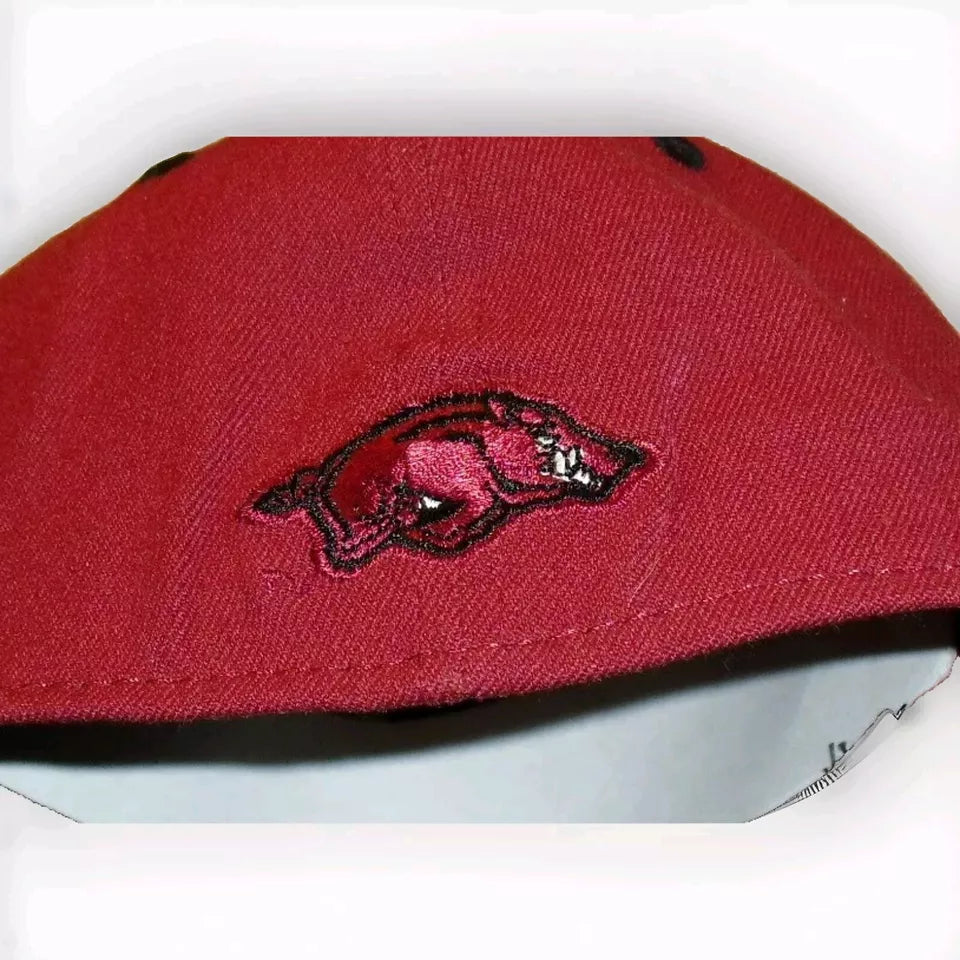 Arkansas Razorbacks University Mens One Fit Stretch Fit hat cap New Ncaa