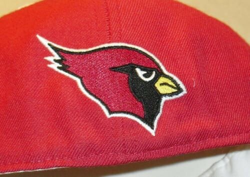 Arizona Cardinals NFL shield logo Reebok Fitted Hat sz. 7 5/8 logo on back New