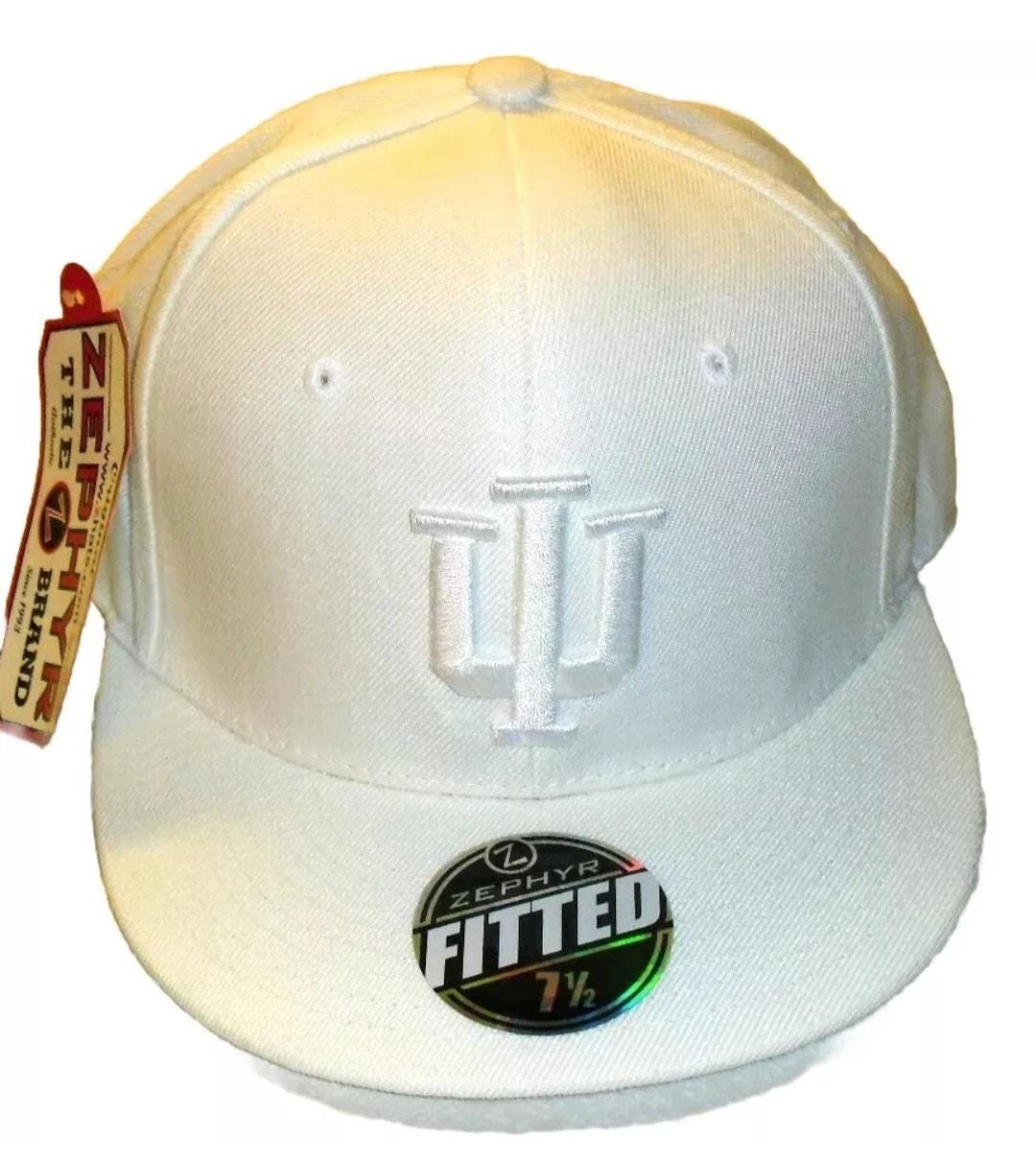 Indiana Hoosiers University All White Zephyr Fitted hat cap sz. 7 1/2 New Ncaa