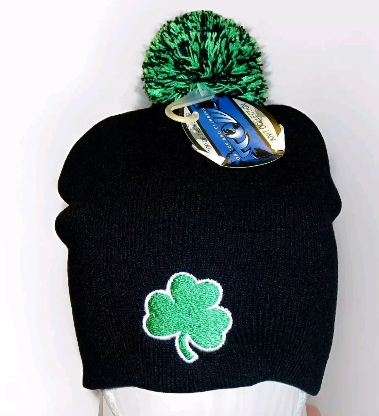 Notre Dame Fighting Irish Mens Shamrock Logo Pom Winter Hat Cap Beanie New Tags