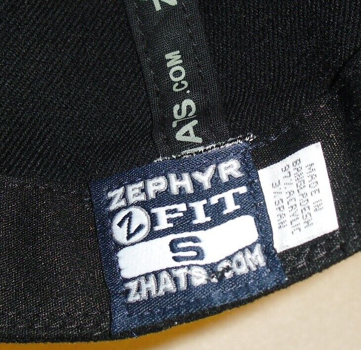 Byu Cougars Zephyr Mens Black Stretch Fit One Fit hat sz. Small New Ncaa