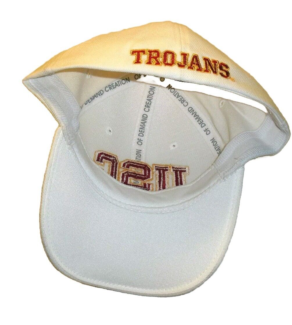 USC Trojans Mens White Stretch Fit One Fit hat cap sz. Small Medium New Ncaa