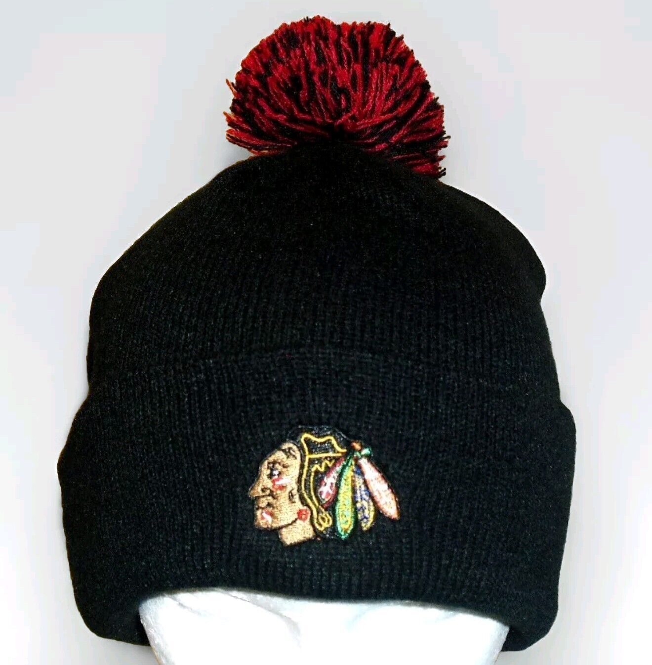 Chicago Blackhawks Black Zephyr Mens Cuffed Pom Beanie Winter Hat Cap New Nhl