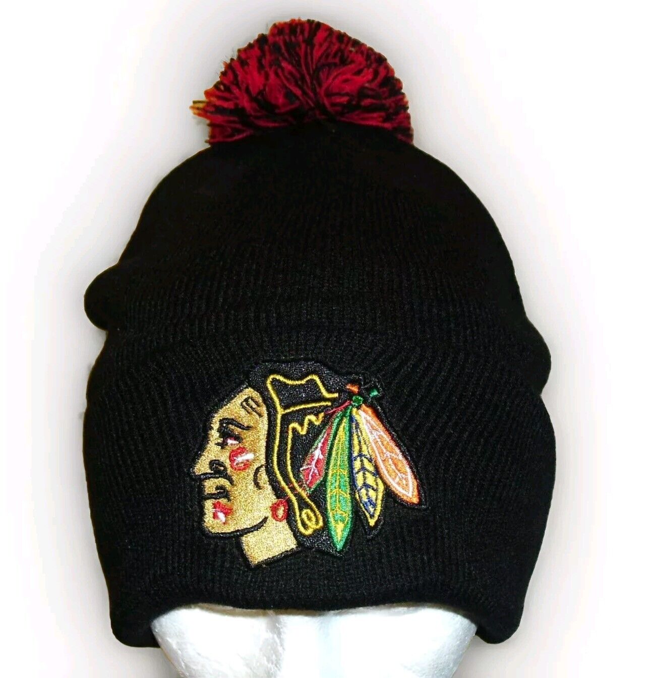 Chicago Blackhawks Zephyr Mens Cuffed Cuff Pom Beanie Winter Hat Cap New Nhl