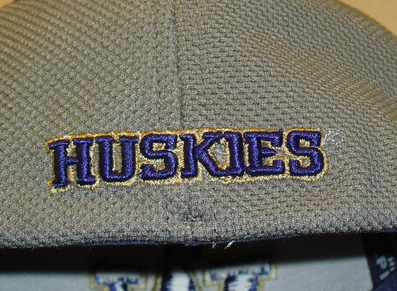 Washington Huskies Kids Youth Boys Grey Zephyr Stretch fit hat cap New Tags Ncaa